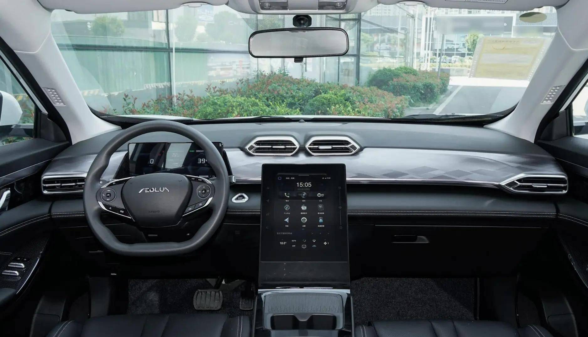 东风风神SKY EV01新增精英版车型上市 售价14.99-16.99万