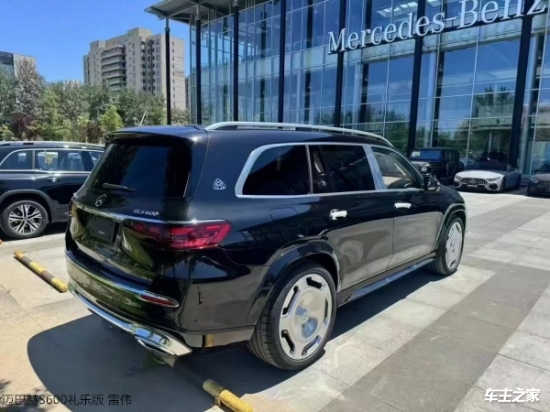 纯进口2024款迈巴赫奔驰GLS600国六现车