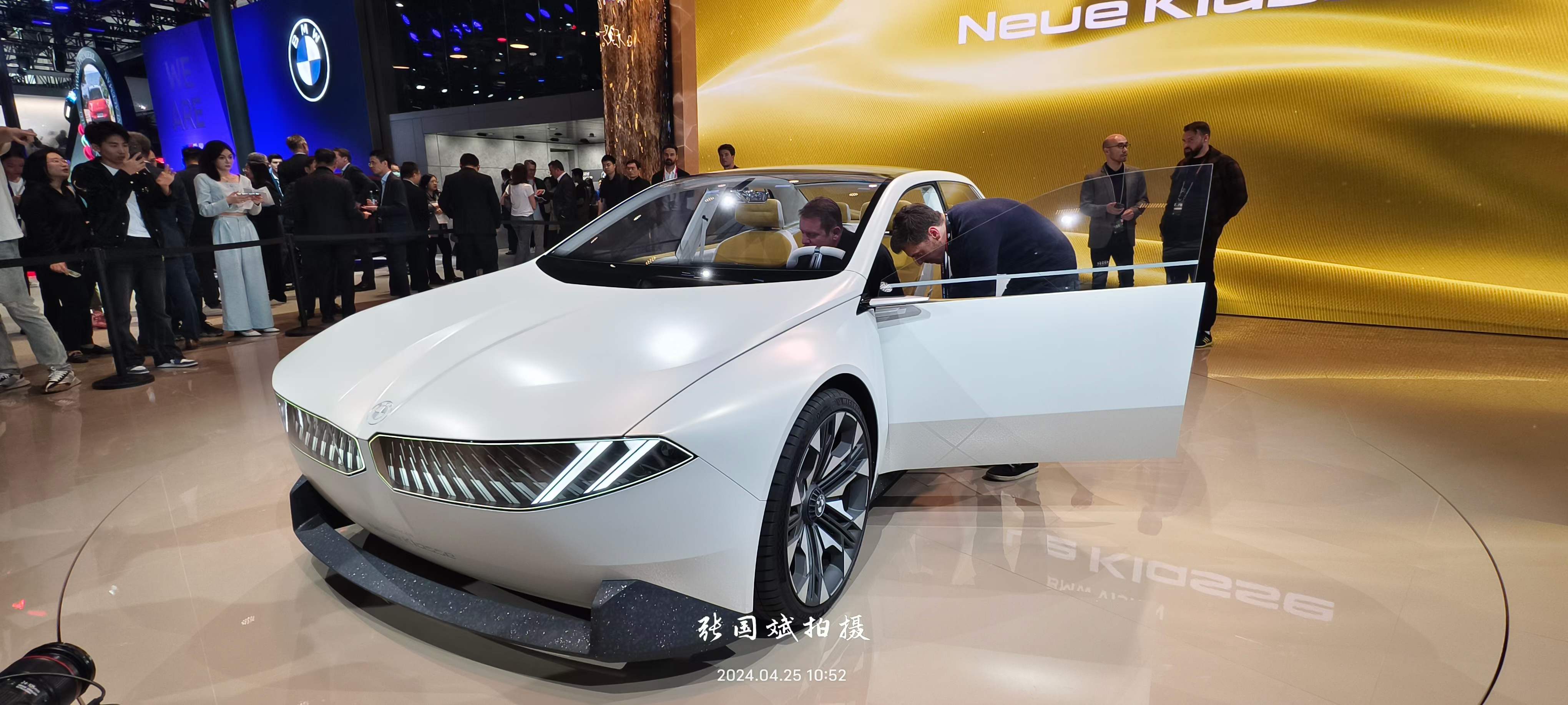 宝马Vision Driving Experience 于上海车展首发