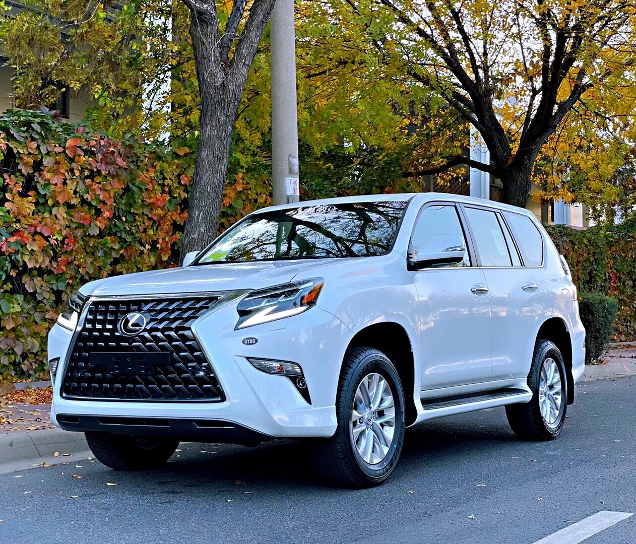 成都平行进口雷克萨斯GX460美版新款最高优惠29万 最低81万