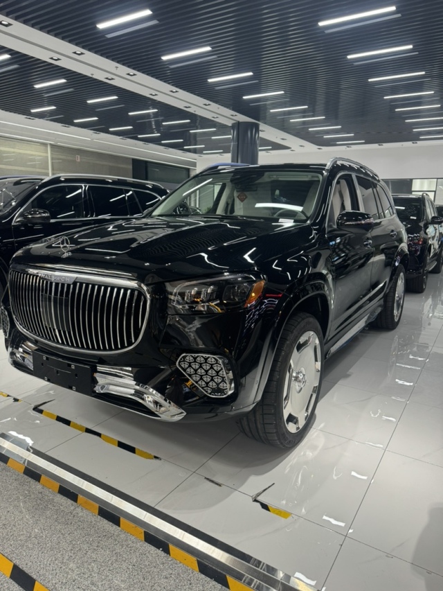 平行进口奔驰迈巴赫GLS级欧版团购最高优惠50万 欢迎前来试驾