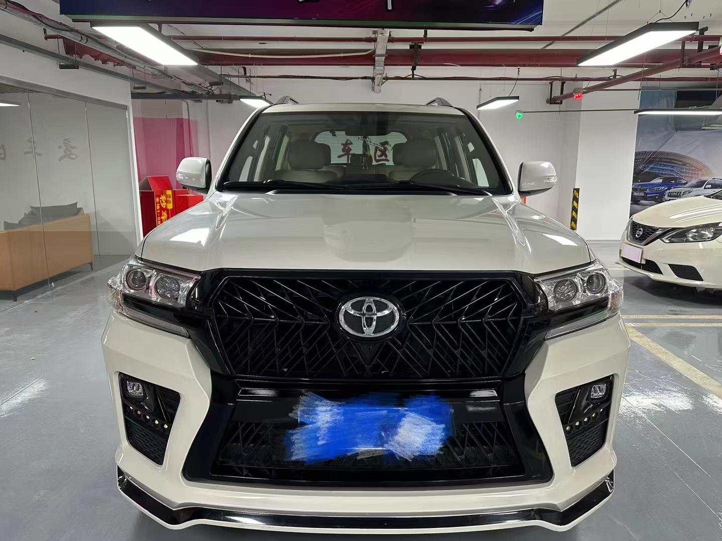 现购兰德酷路泽中东版让利促销中 限时优惠高达34.8万元