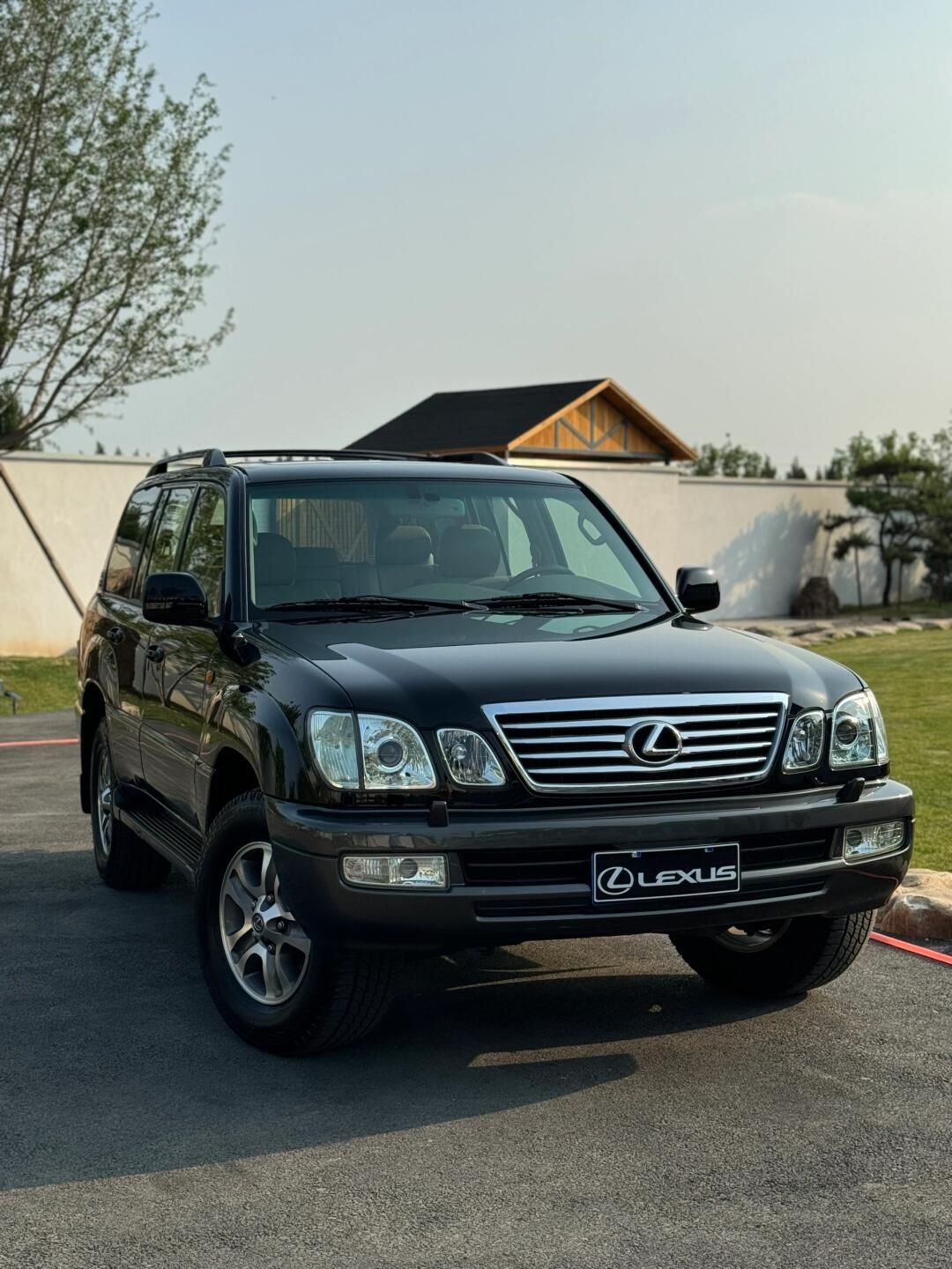 雷克萨斯LX中东版降价40万