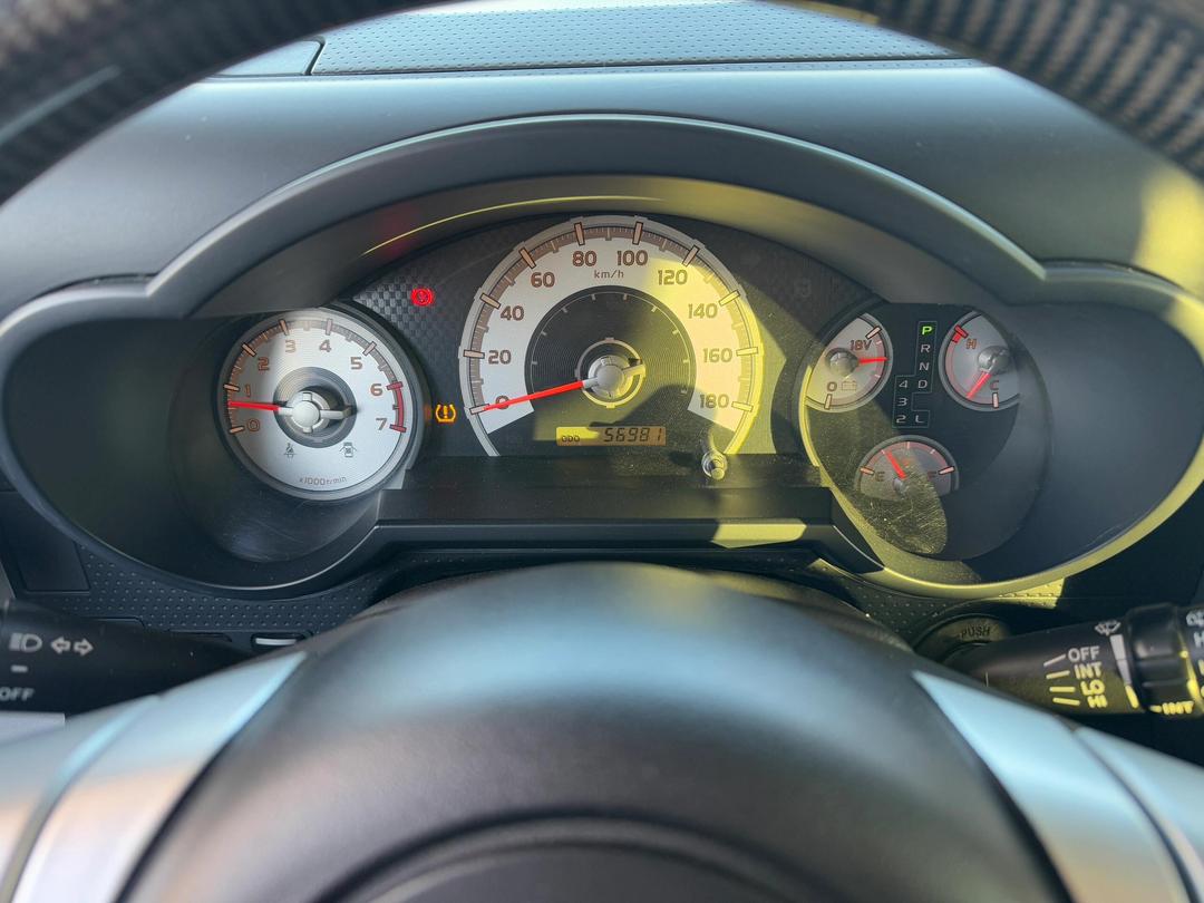 FJ酷路泽中东版价格优惠6万 欢迎上门试驾