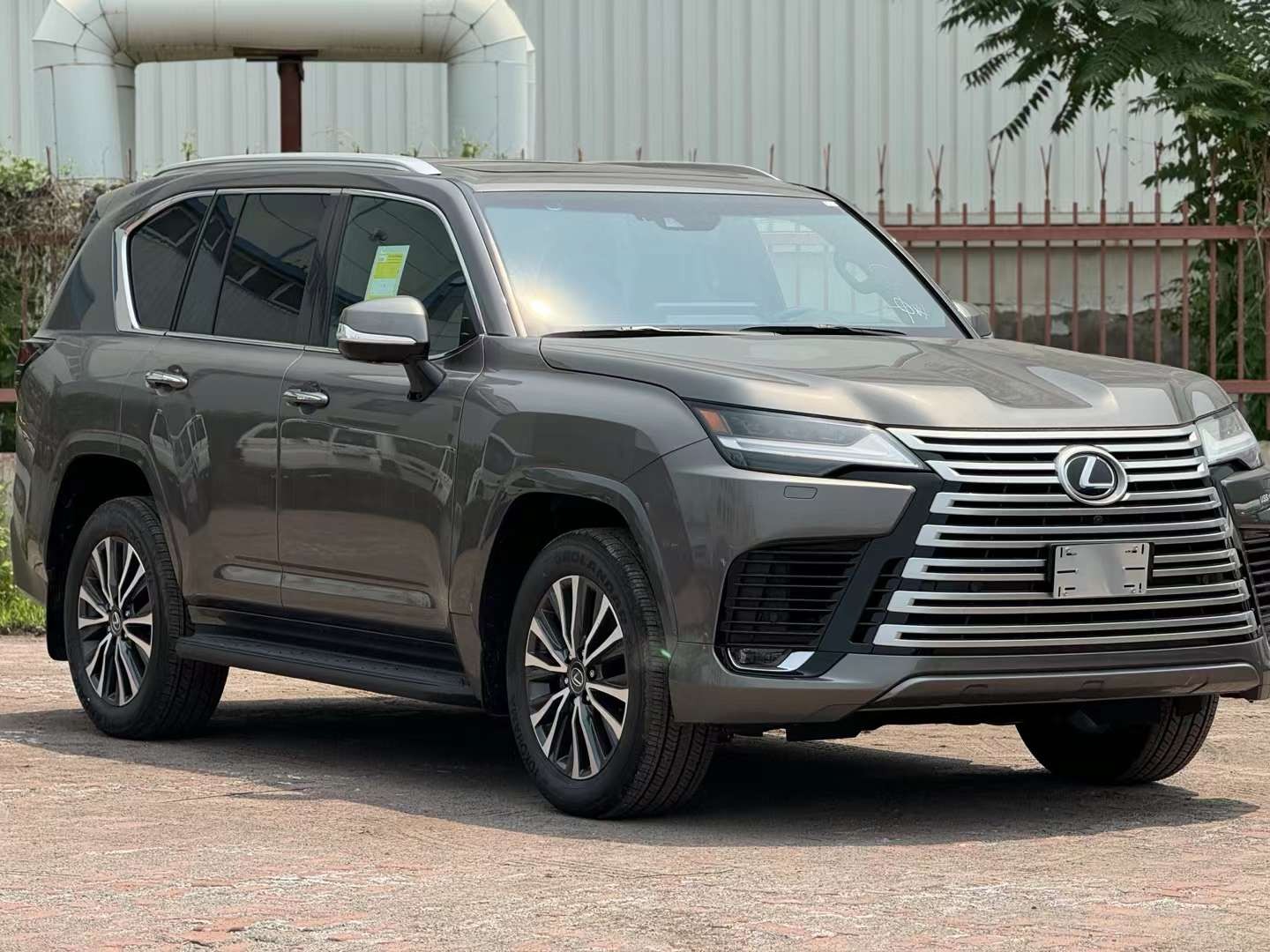 2024款雷克萨斯LX570新报价 越野现车在售 售全国