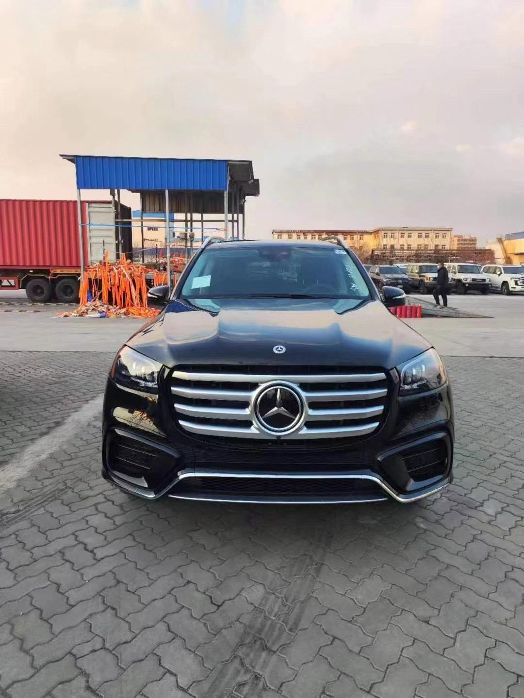 成都平行进口奔驰GLS美版团购优惠20万 欢迎试乘试驾