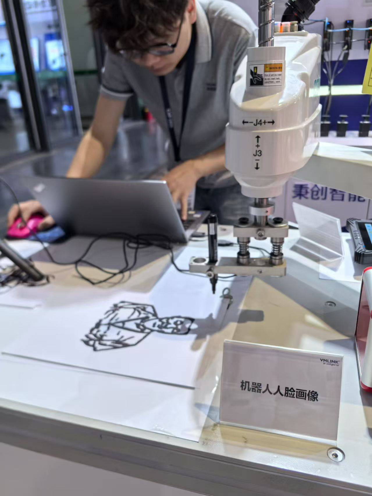 Tenstorrent和CoreLab合作开发开放式架构计算平台Atlantis 用于机器人和汽车边缘应用Tenstorrent和CoreLab合作开发开放式架构计算平台Atlantis 用于机器人和汽车边缘应用