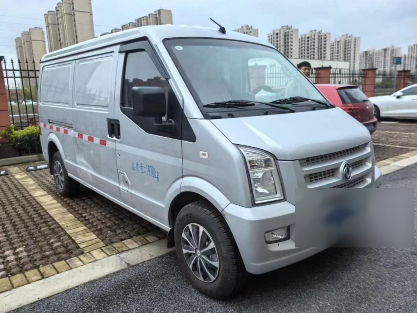 成都东风小康C36价格最低4.98万起 暂无优惠