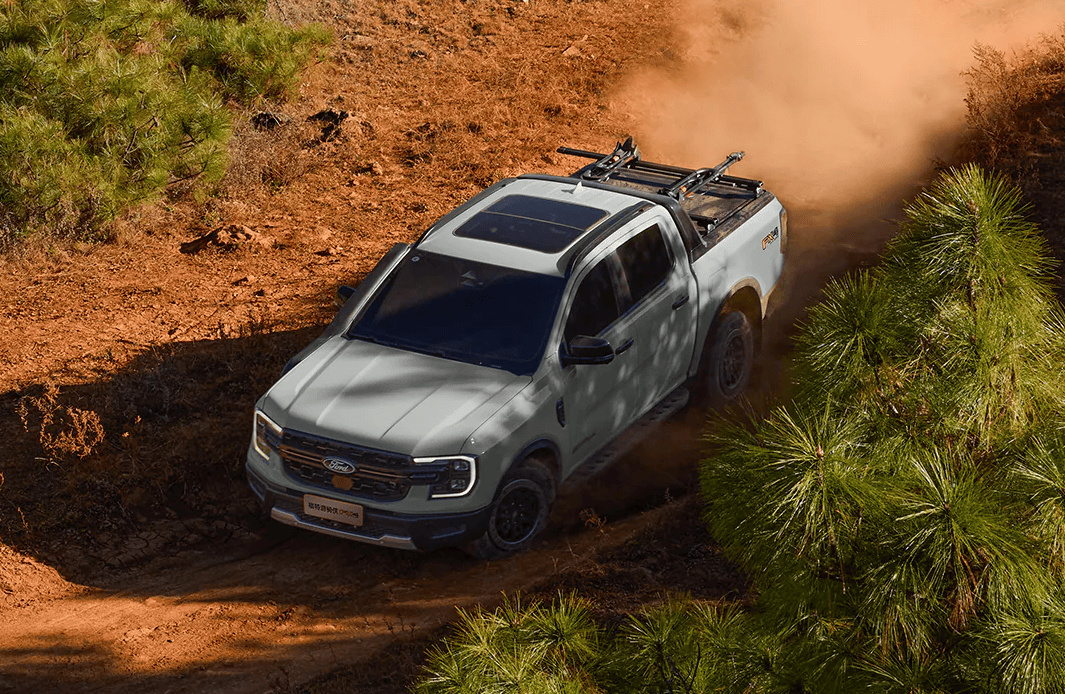 三方平衡统一，福特新销售公司“八大金刚”高管亮相