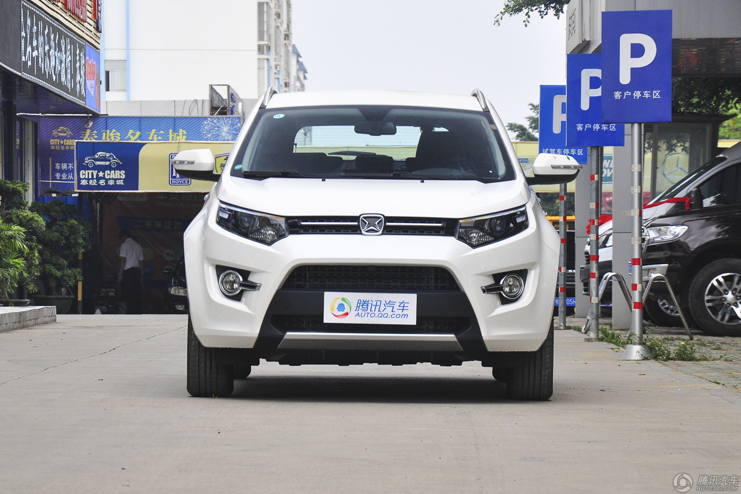 成都将军F9降价促销 购车最高优惠0.20万