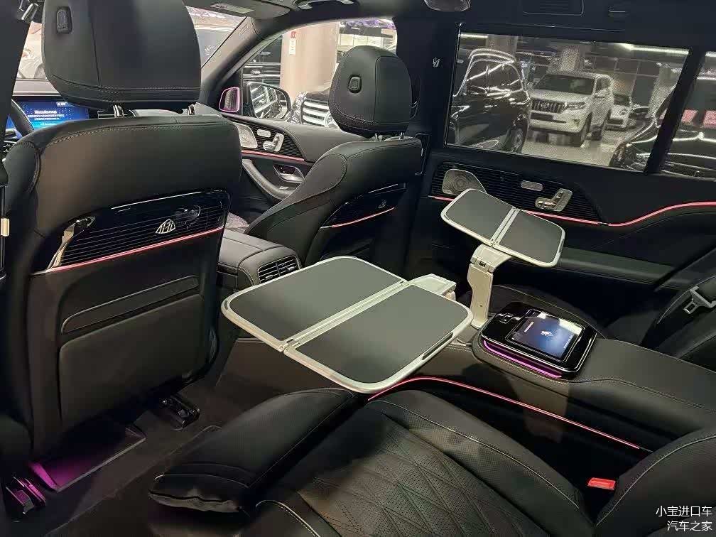 实拍迈巴赫GLS600现车 外观内饰赏析