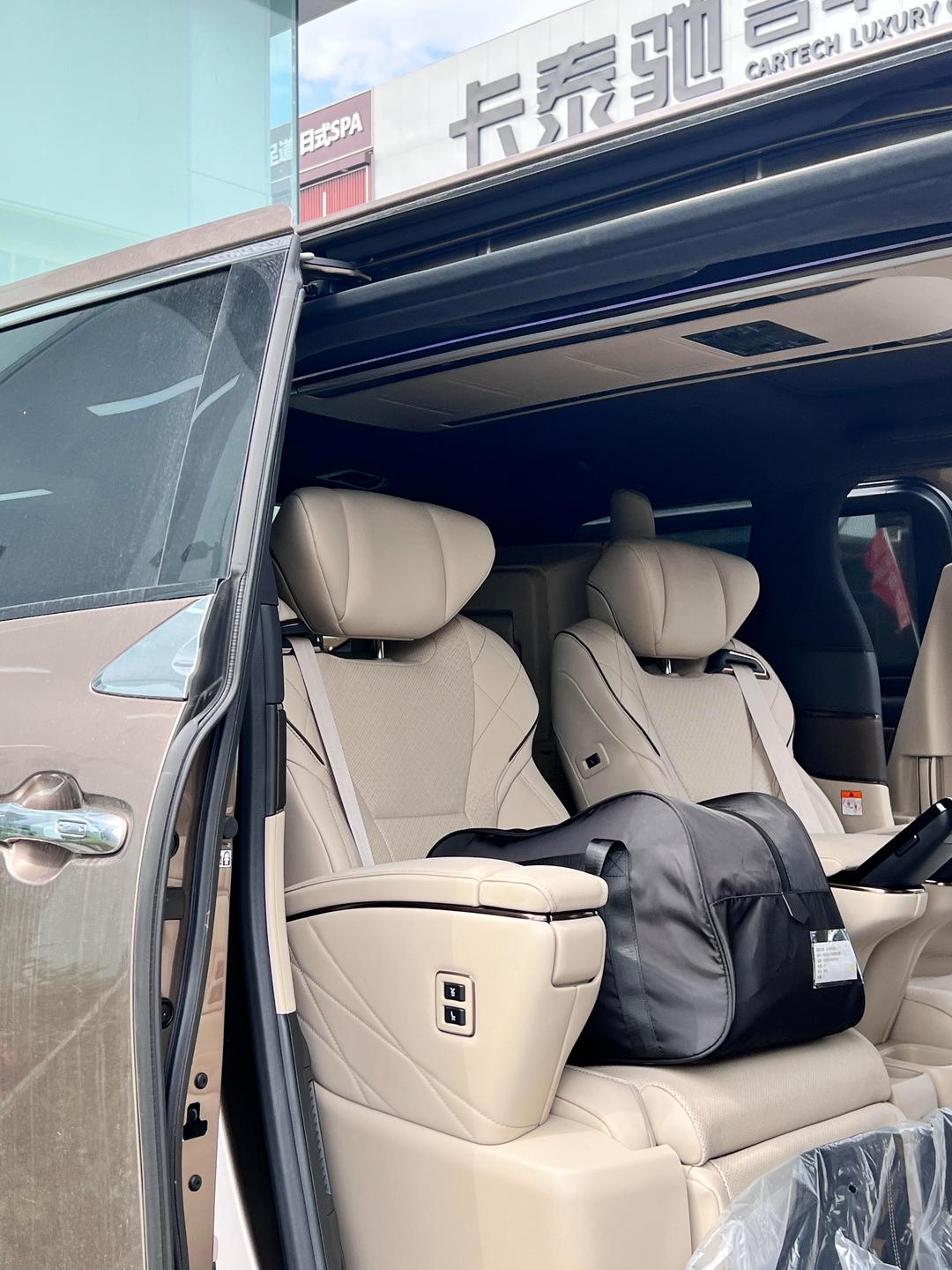 成都埃尔法亚洲版促销90万起 欢迎上门试驾