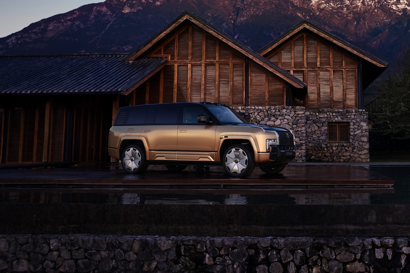 成华仰望U8报价109.80万起 暂无优惠