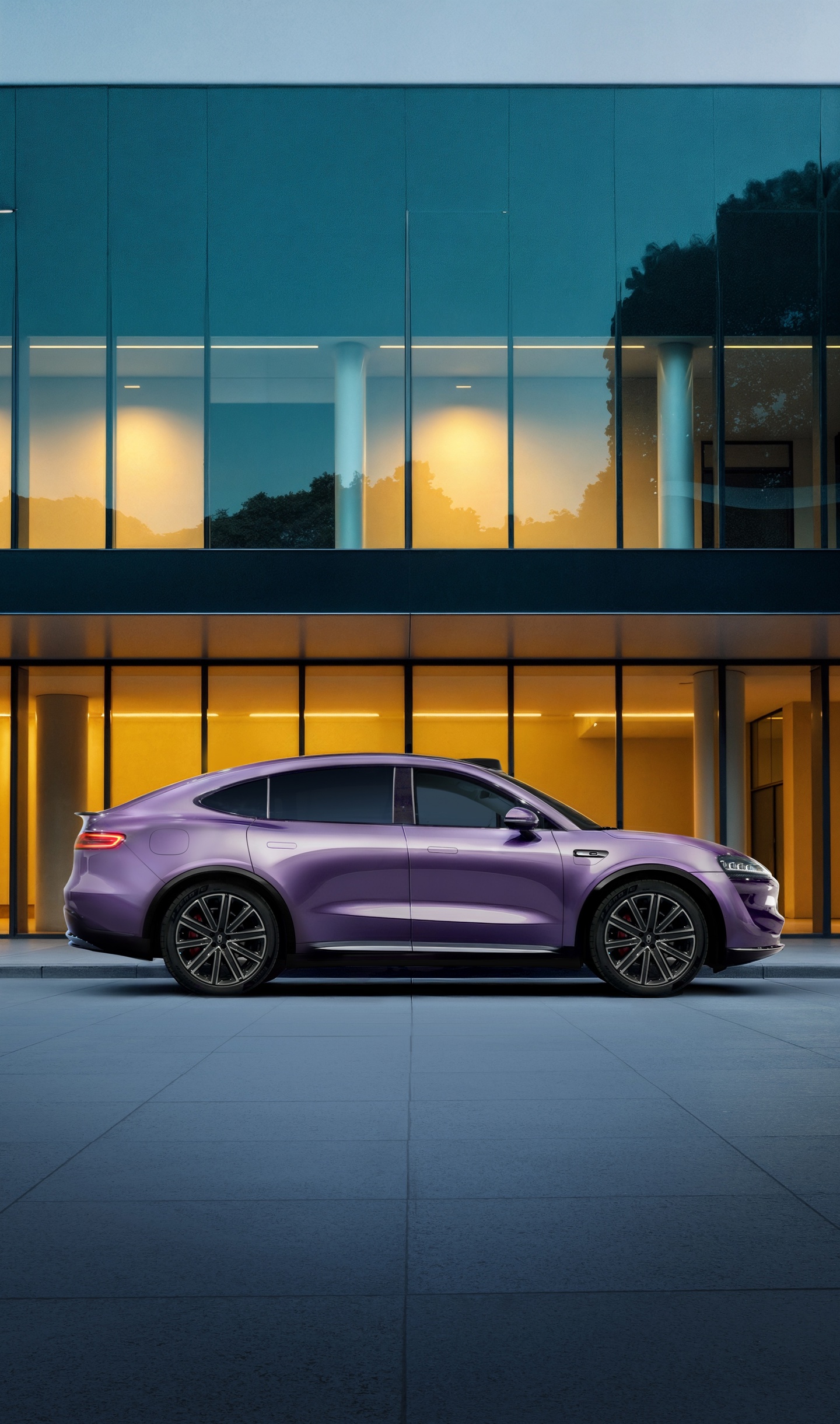 新款智界R7内饰官图发布 将8月8日开启小订