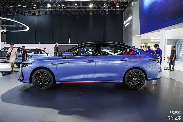 成都艾瑞泽8降2.00万 仅8.99万可入手