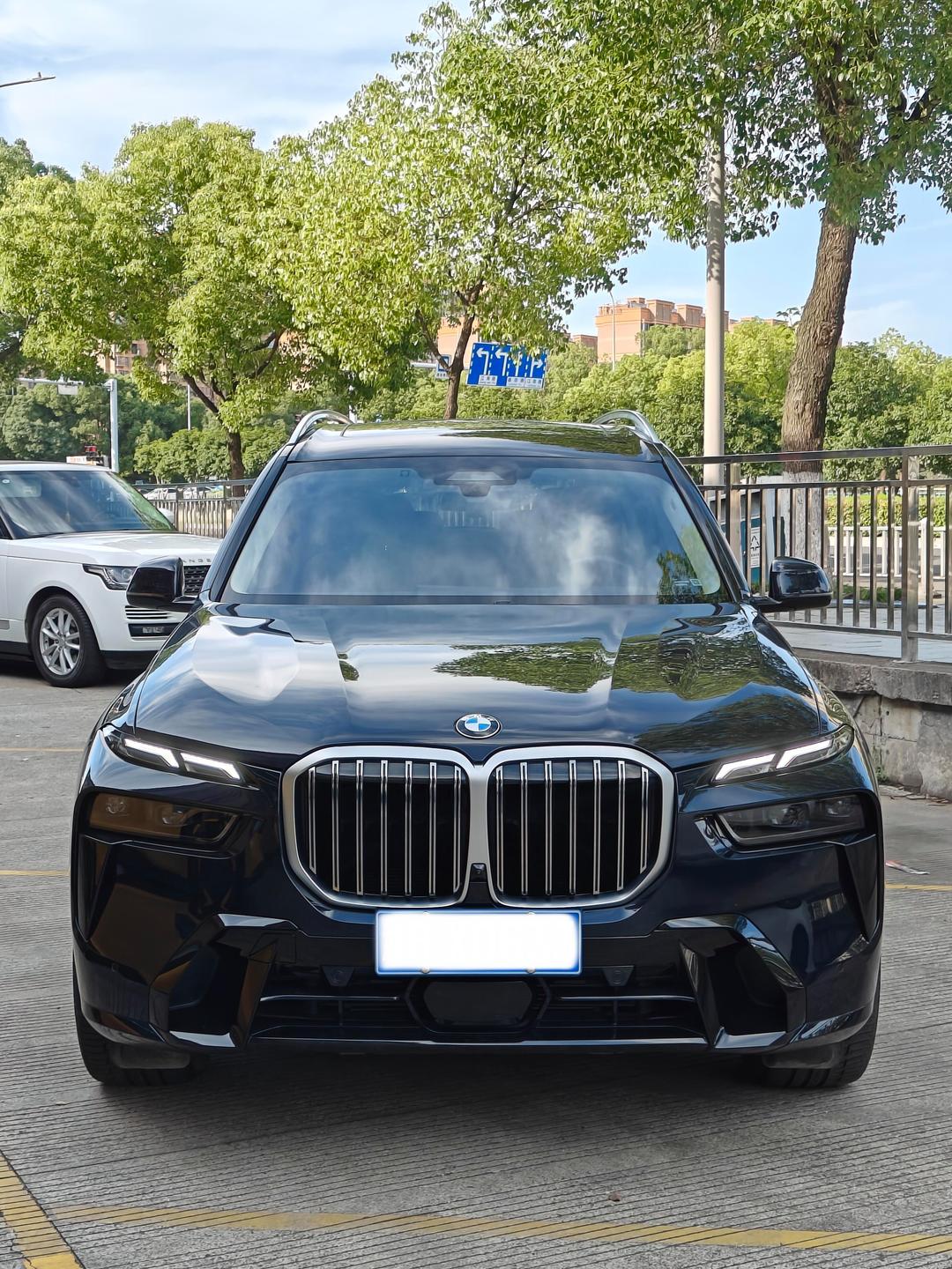 成都宝马X7加版价格优惠30万