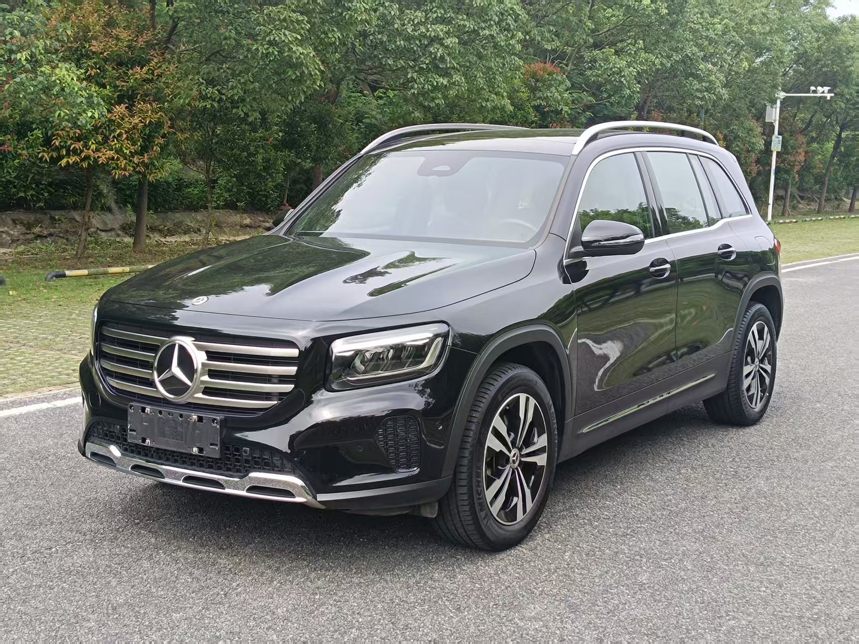 成都奔驰GLB AMG价格46.37万起 暂无优惠