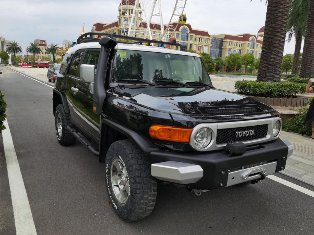 23款丰田FJ酷路泽优惠 港口热卖车型