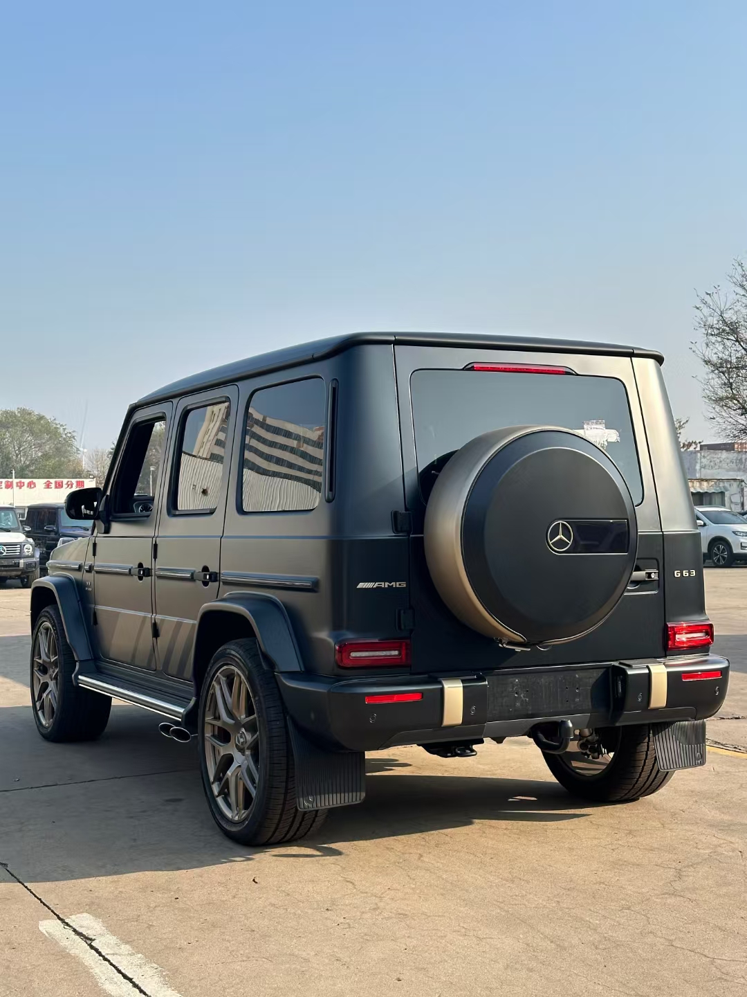 奔驰G级加版全系热销中 店内让利达40万元