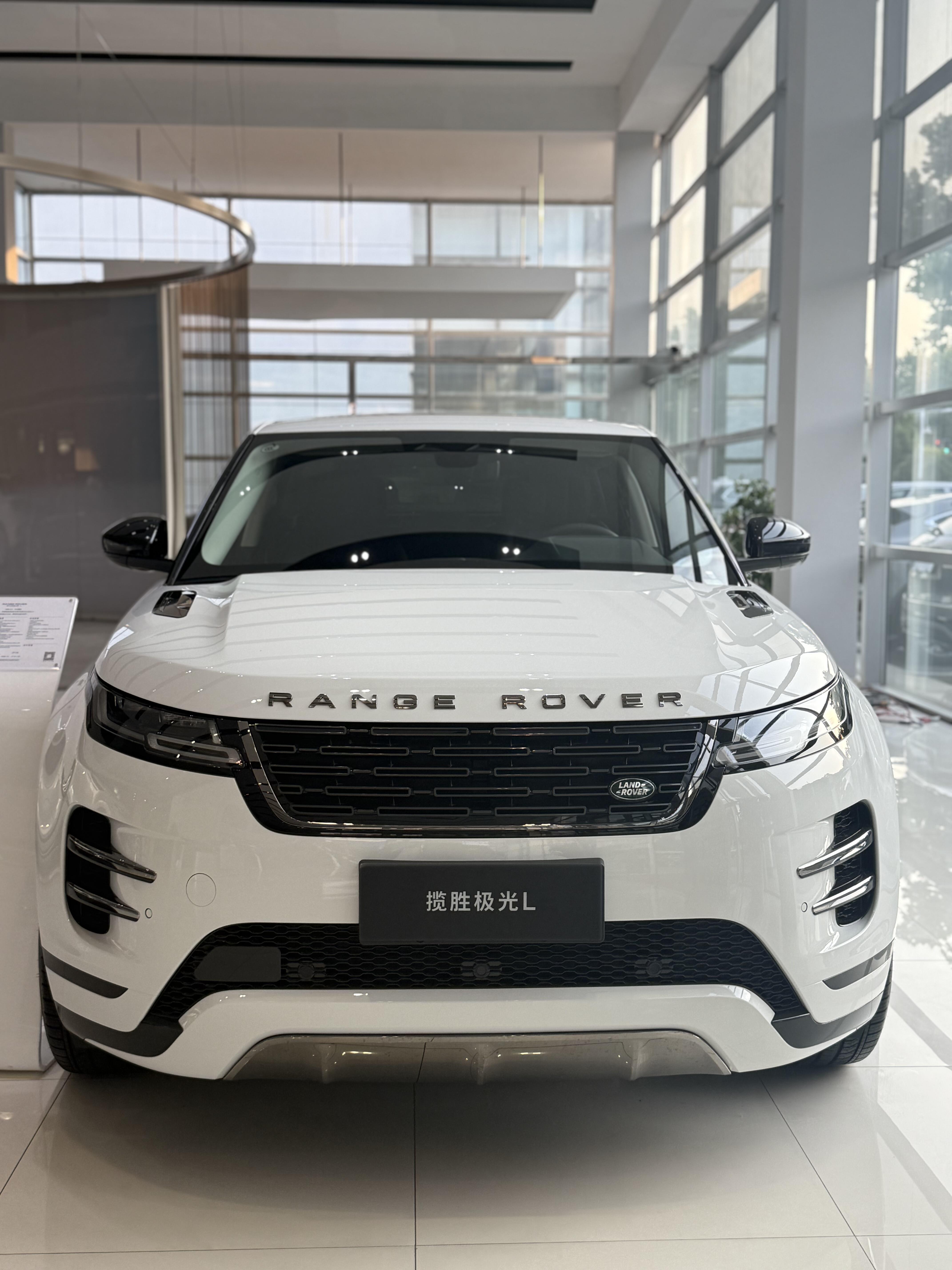 现购添越享73万优惠 欢迎前来试驾