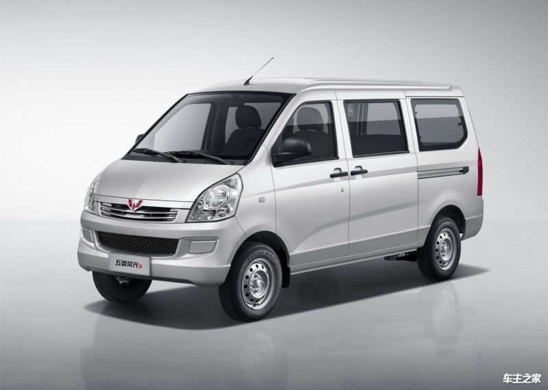 成都五菱荣光小卡最低3.96万起售 最高优惠0.01万