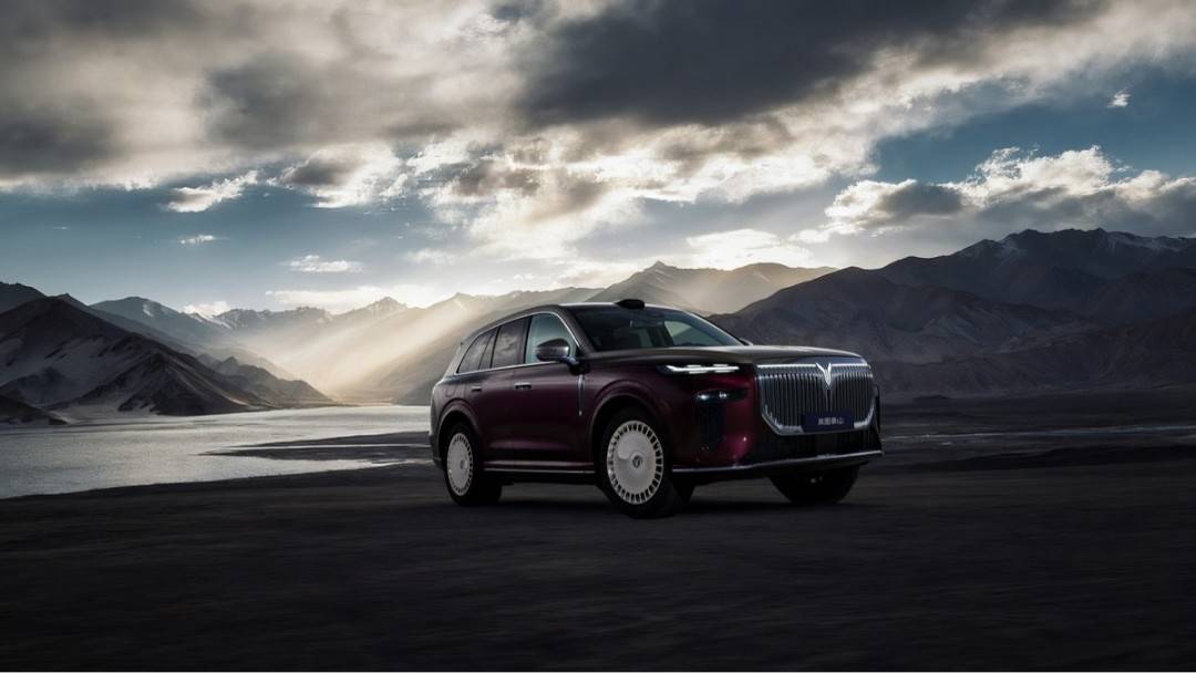 旗舰SUV泰山上市在即，岚图冲刺港股再添砝码