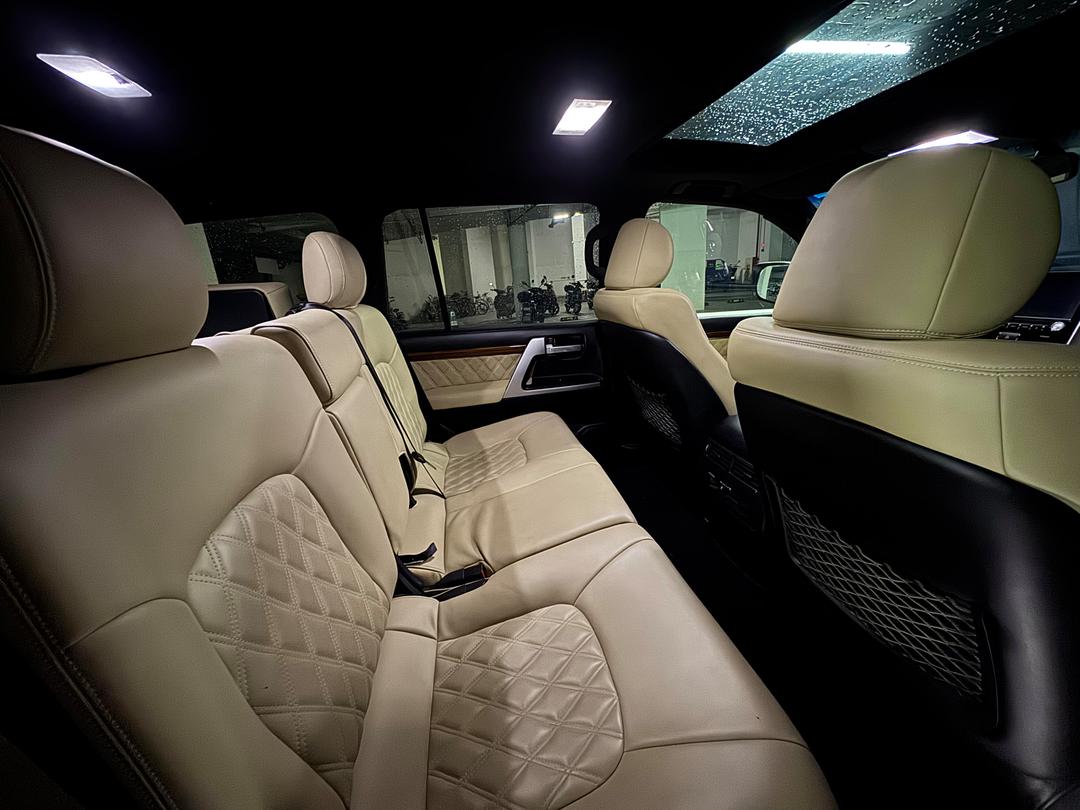 成都远卓名车兰德酷路泽美规版降价9万 最低仅售150万