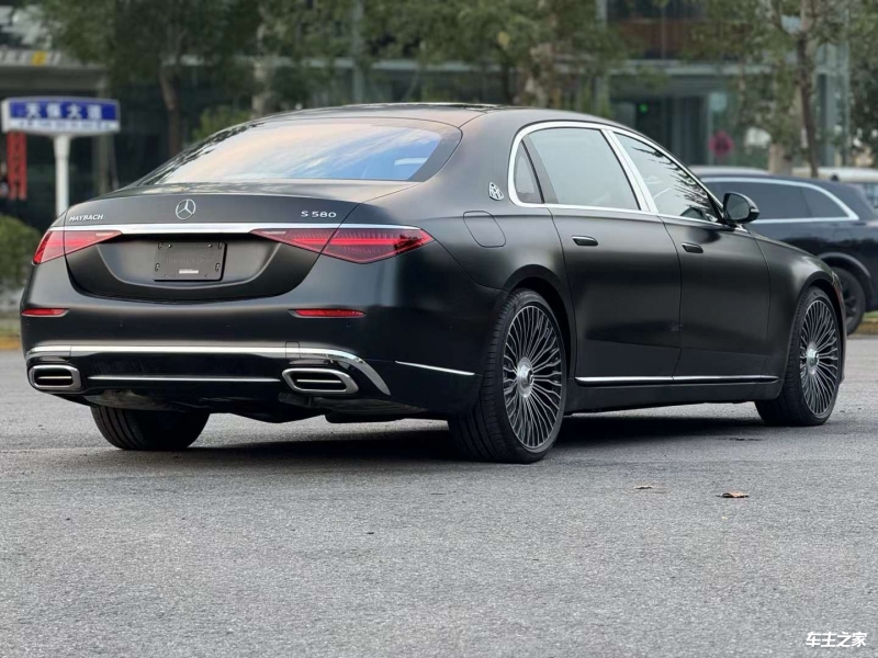 成都迈巴赫S级欧版钜惠50万元 欢迎前来试驾
