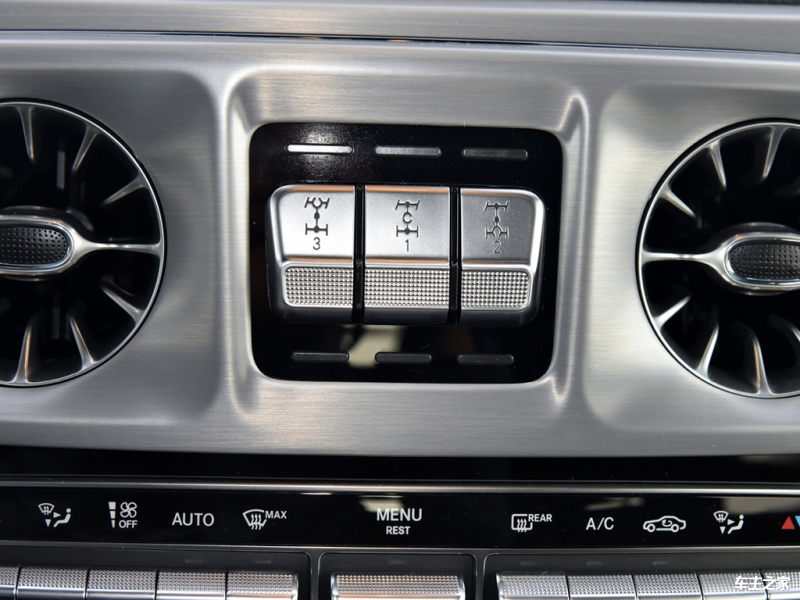 成都奔驰G级最高优惠6万 售全国