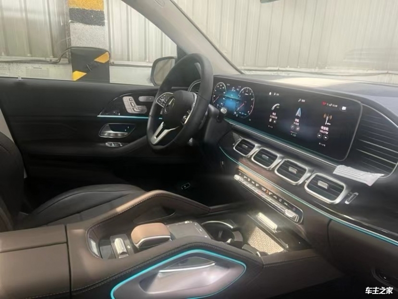 2024奔驰GLE美版目前售价69万起 售全国