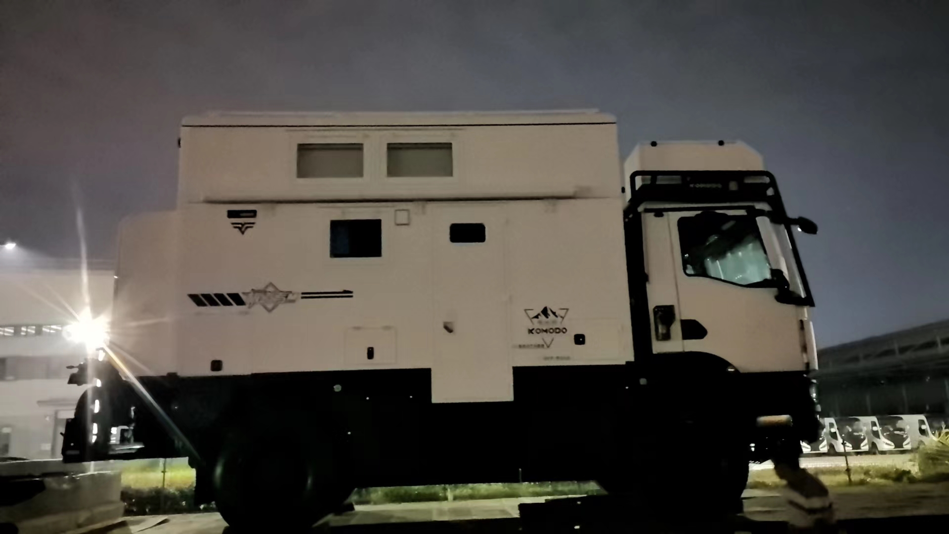 成都乌尼莫克最低298.00万起售 暂无优惠