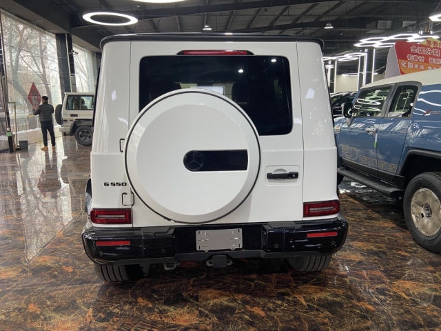 2024款奔驰G550报价 加版配置4X4动力 展厅现车