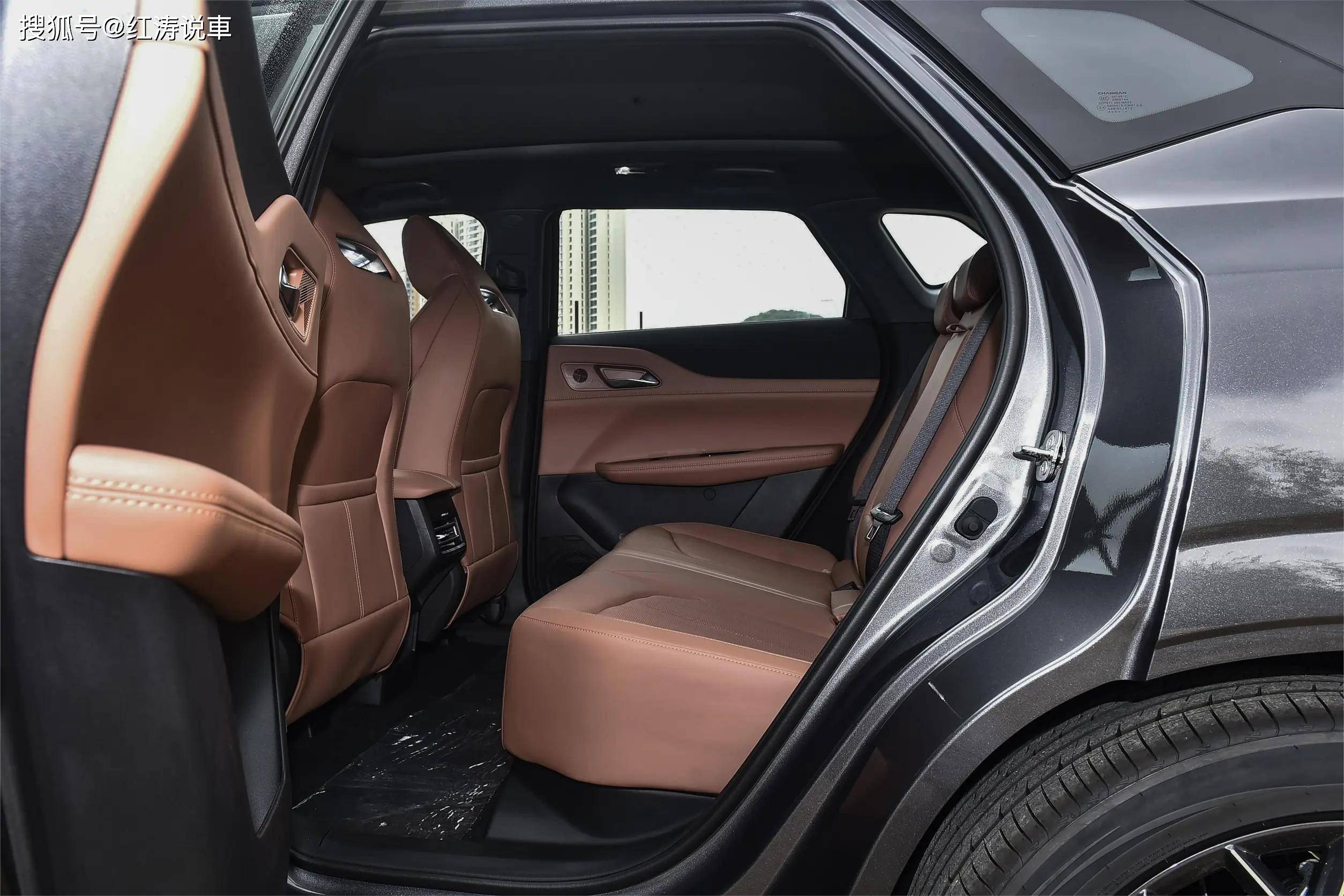 成都长安UNI-T最高让利2.00万元 仅9.99万可入手