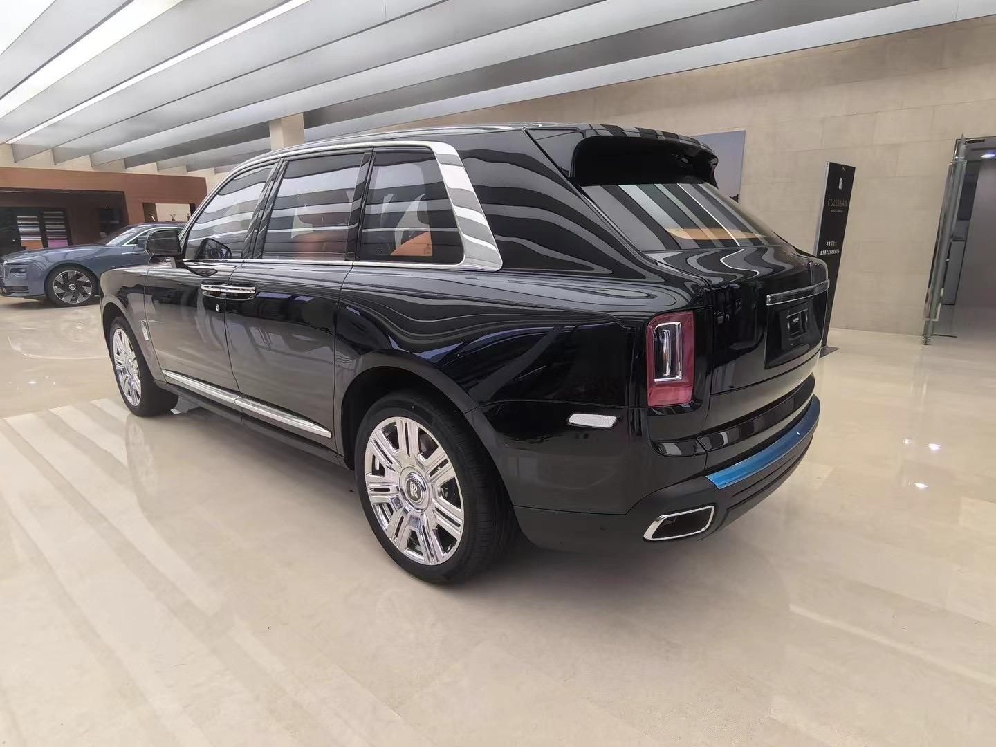 劳斯莱斯库里南团购优惠150万 欢迎试乘试驾