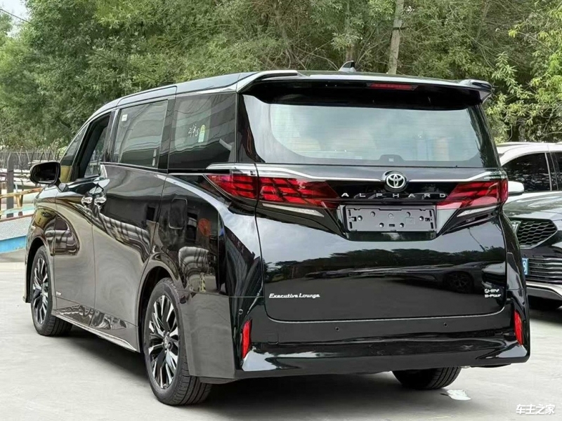 现购超霸美版享5万优惠 欢迎前来试驾