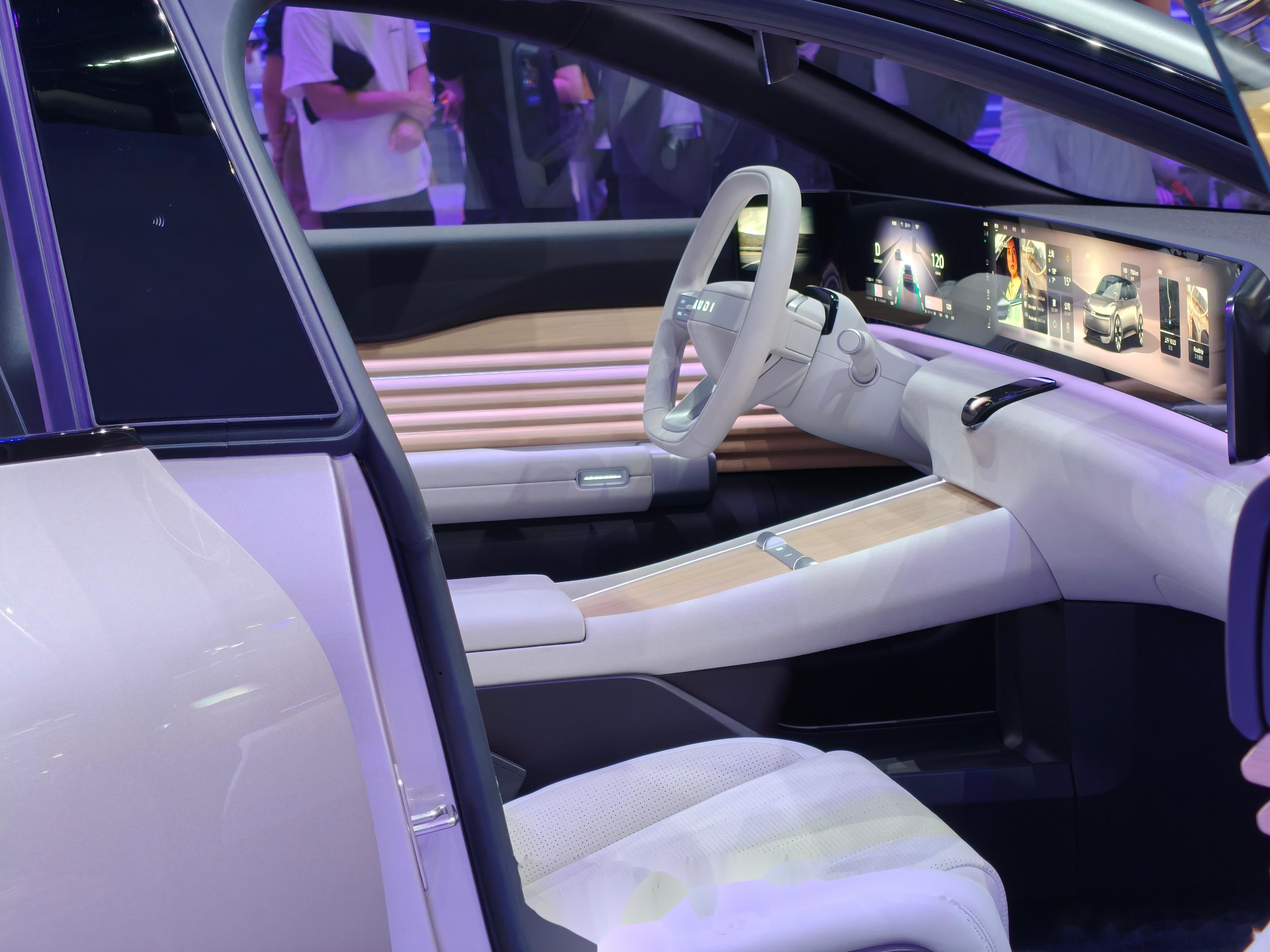 AUDI E SUV概念车愿景加速落地：品牌公布其第二款车型E7X外观设计