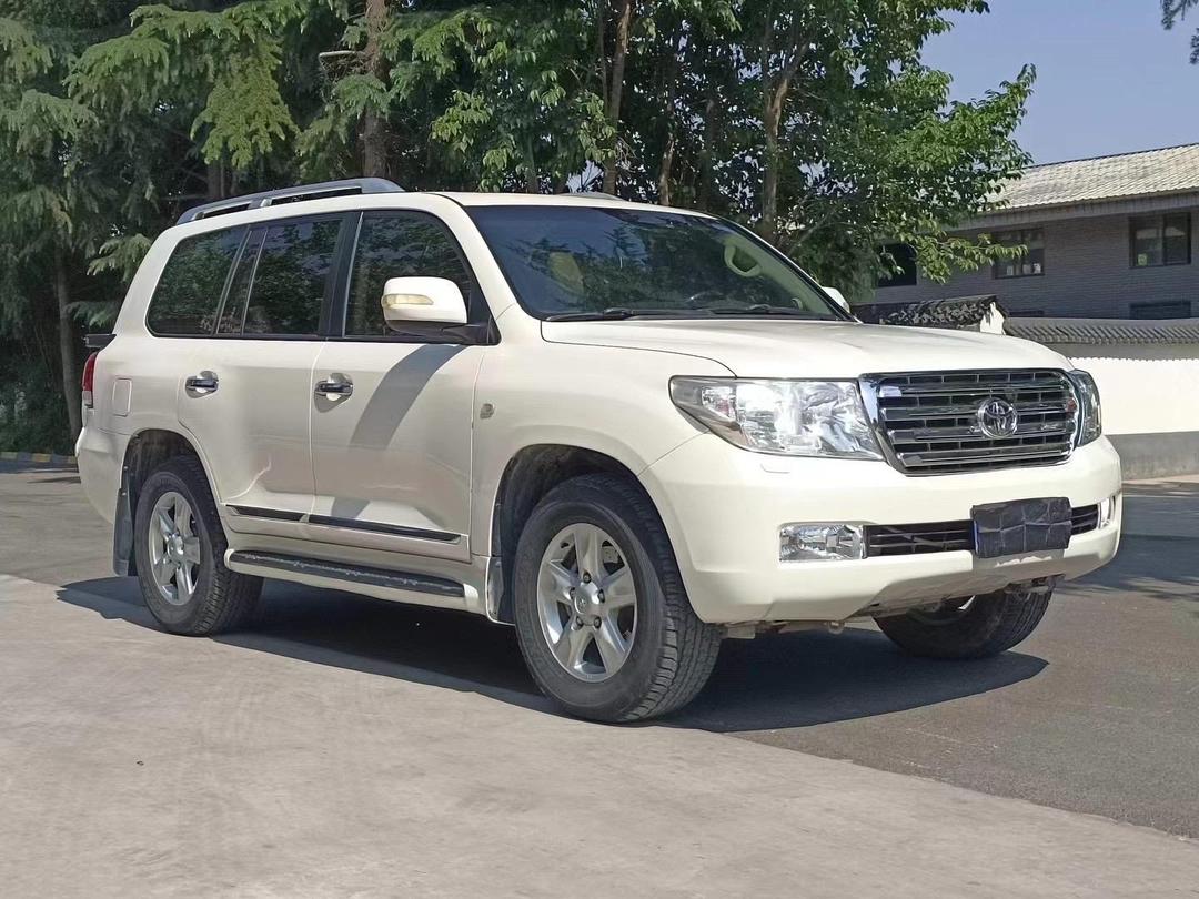 四川腾达东远名车酷路泽70系列中东版让利8万