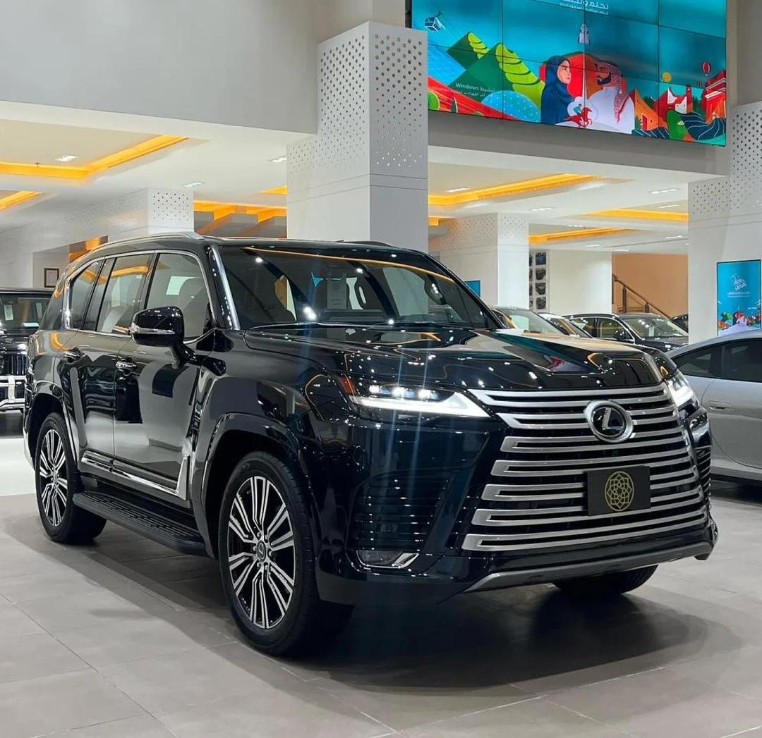 成都平行进口雷克萨斯LX中东版售价136万起 售四川
