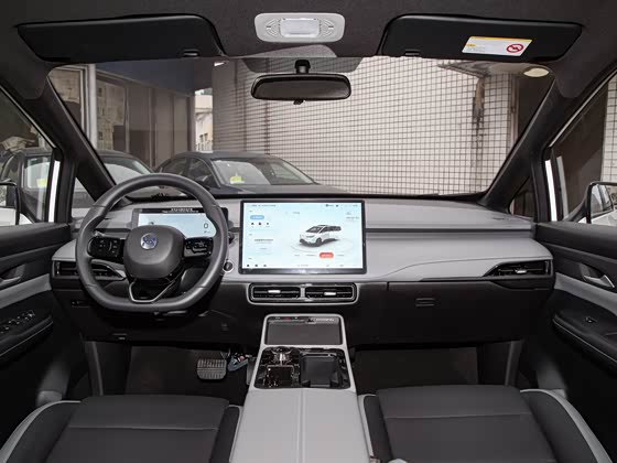 成都合创Z03最新报价13.48万起 暂无优惠