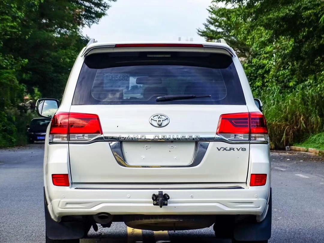 丰田酷路泽70系列中东版价格最低60万起售 欢迎前来试驾