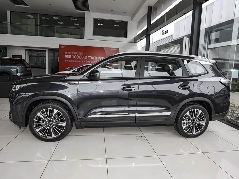 成都东风风神L8降1.50万 仅11.49万可入手