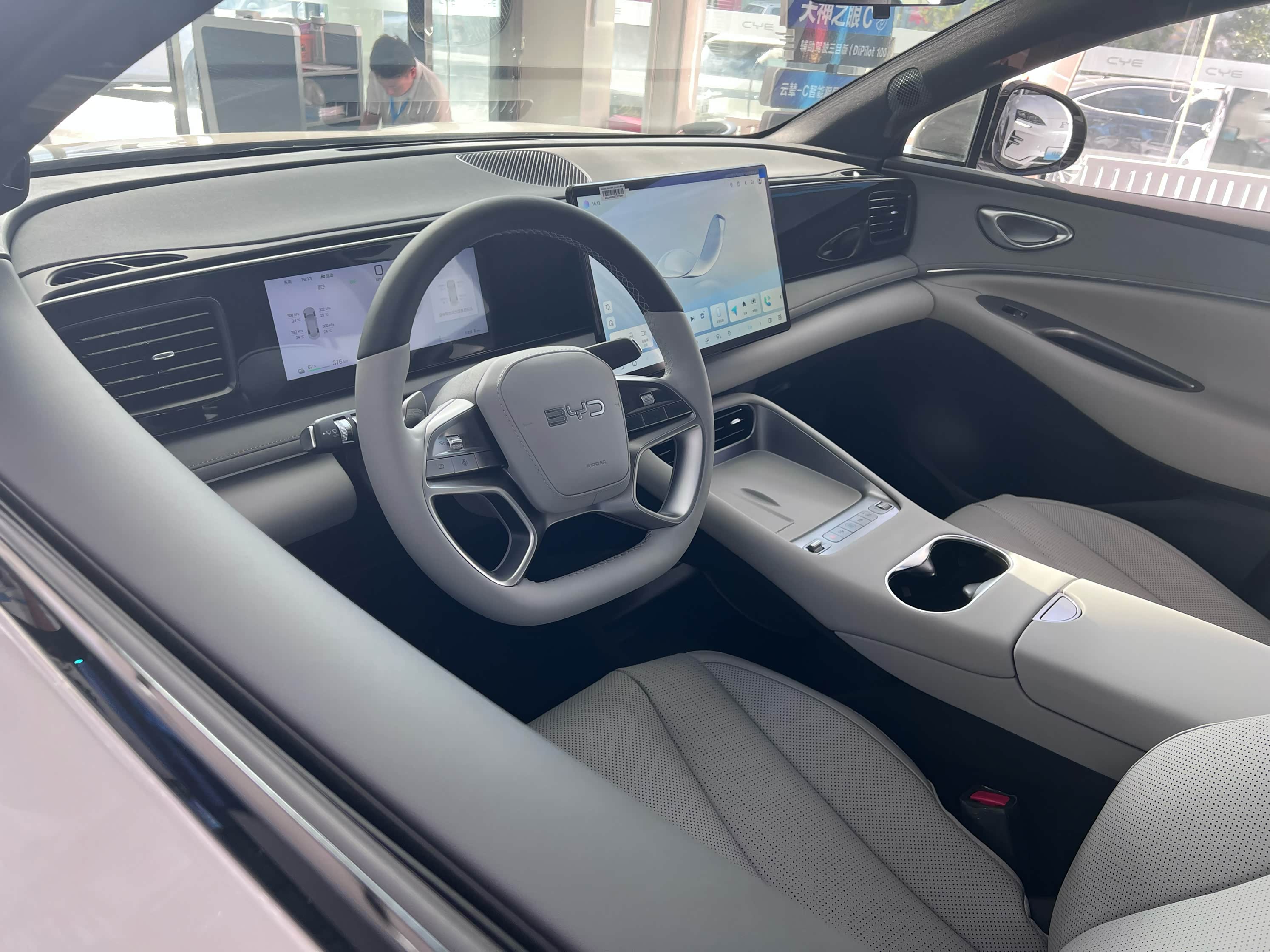 海狮中东版降价促销中 直降4万