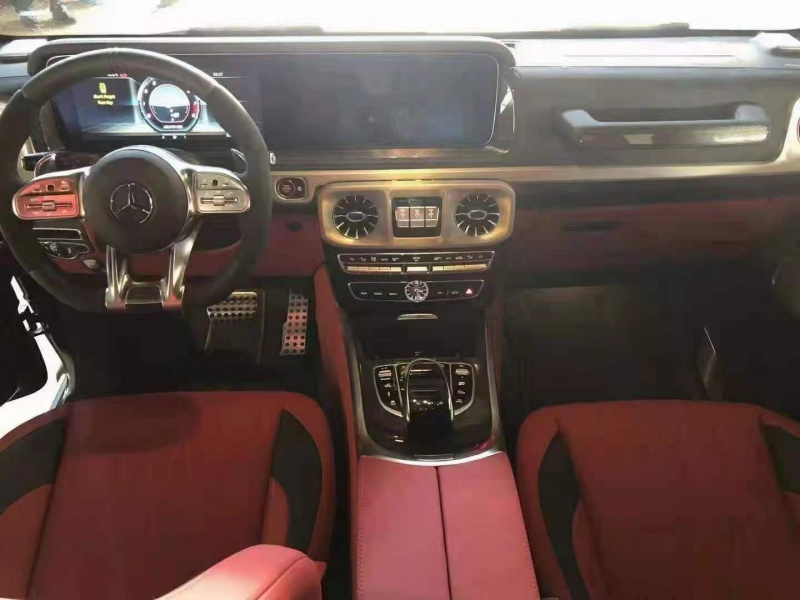 奔驰G级美版最低报价200万起 欢迎上门试驾