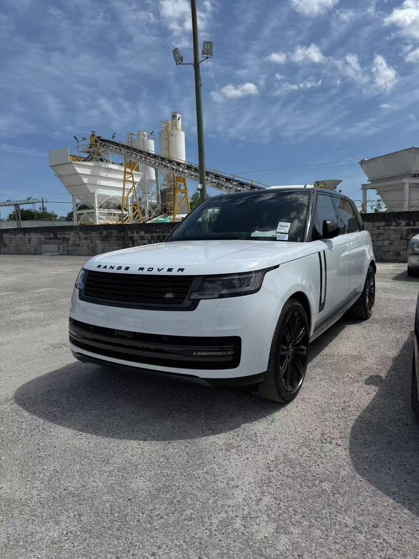 购揽胜行政欧版享40万优惠 最低仅售127万