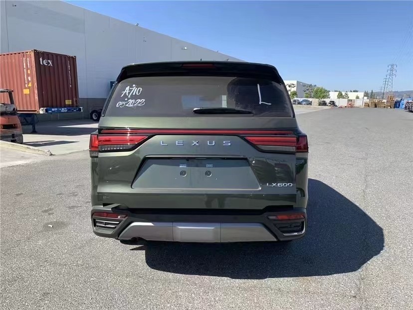 成都平行进口雷克萨斯LX欧规版价格最高优惠10万 欢迎试乘试驾