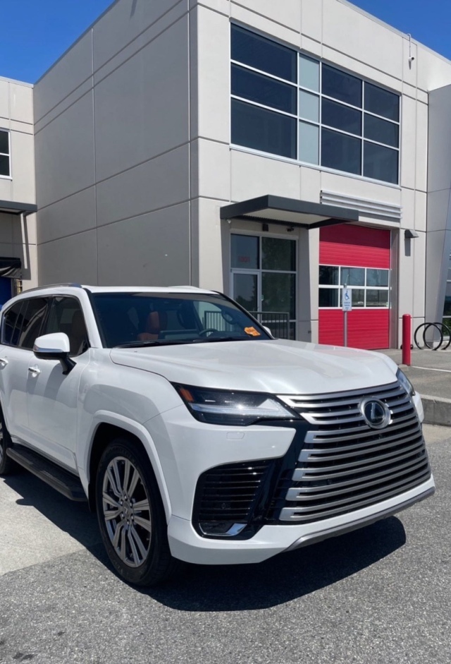 成都平行进口雷克萨斯LX欧规版价格最高优惠10万 欢迎试乘试驾