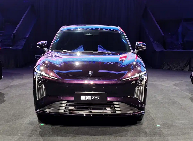 东风风行2026款星海S7正式上市 限时置换一口价10.59-13.59万