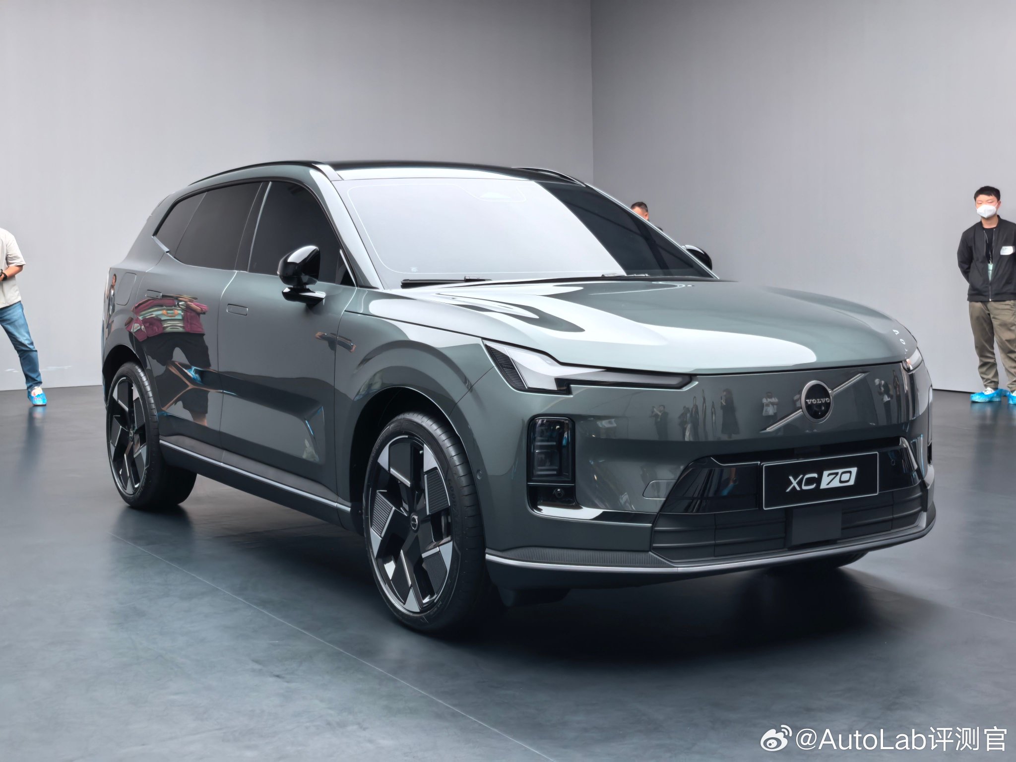 成都沃尔沃XC70插电式混动降价促销 购车优惠高达14.70万