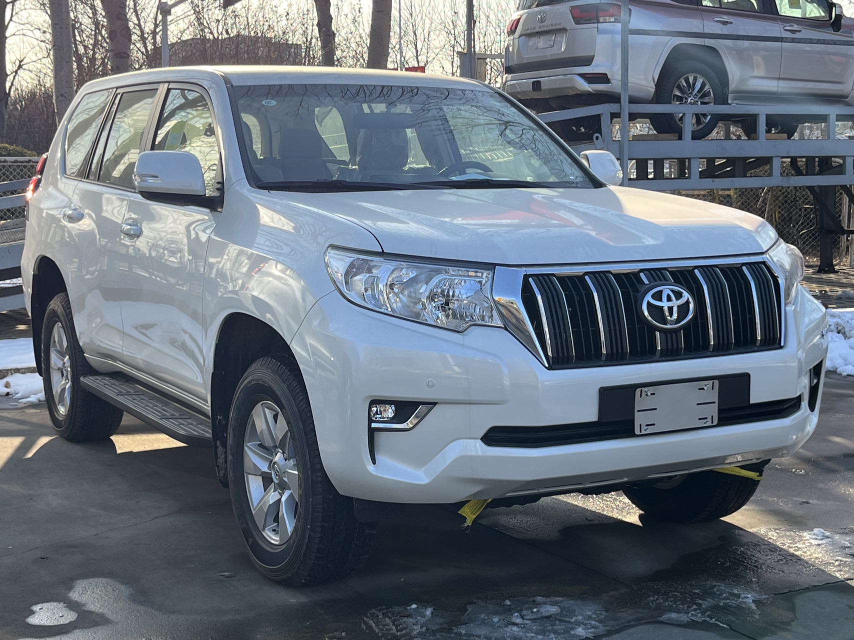 2023款霸道4000GXR 9气囊国六全国落户