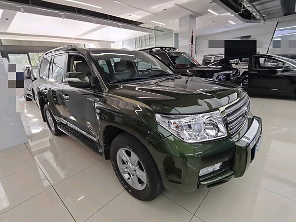 成都兰德酷路泽美规版最新行情 售价158万元起